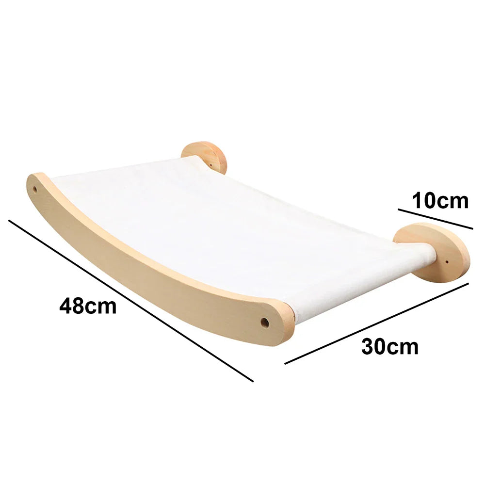 arbre à chat en bois naturel avec hamac