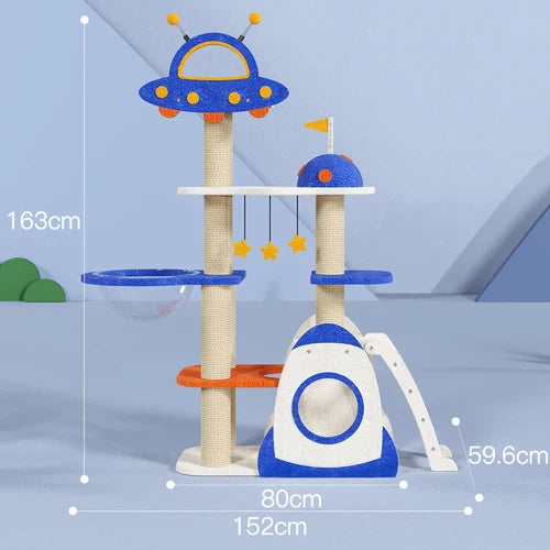 arbre à chat avec espace de jeu intégré