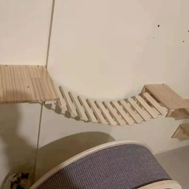 pont suspendu pour chat