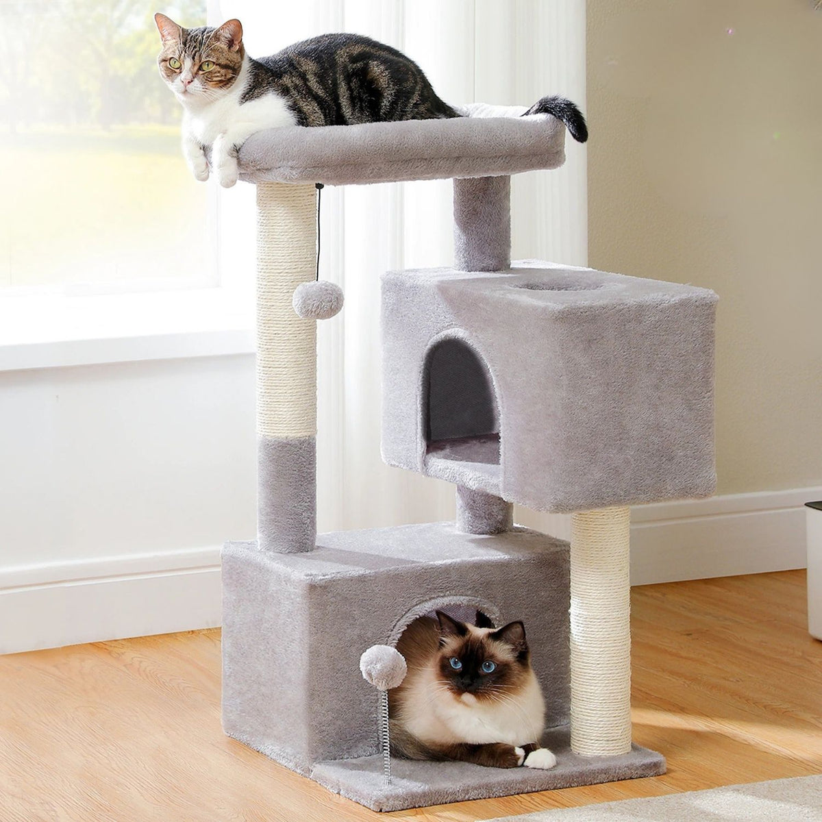 arbre à chat beige gris doux avec nid perché